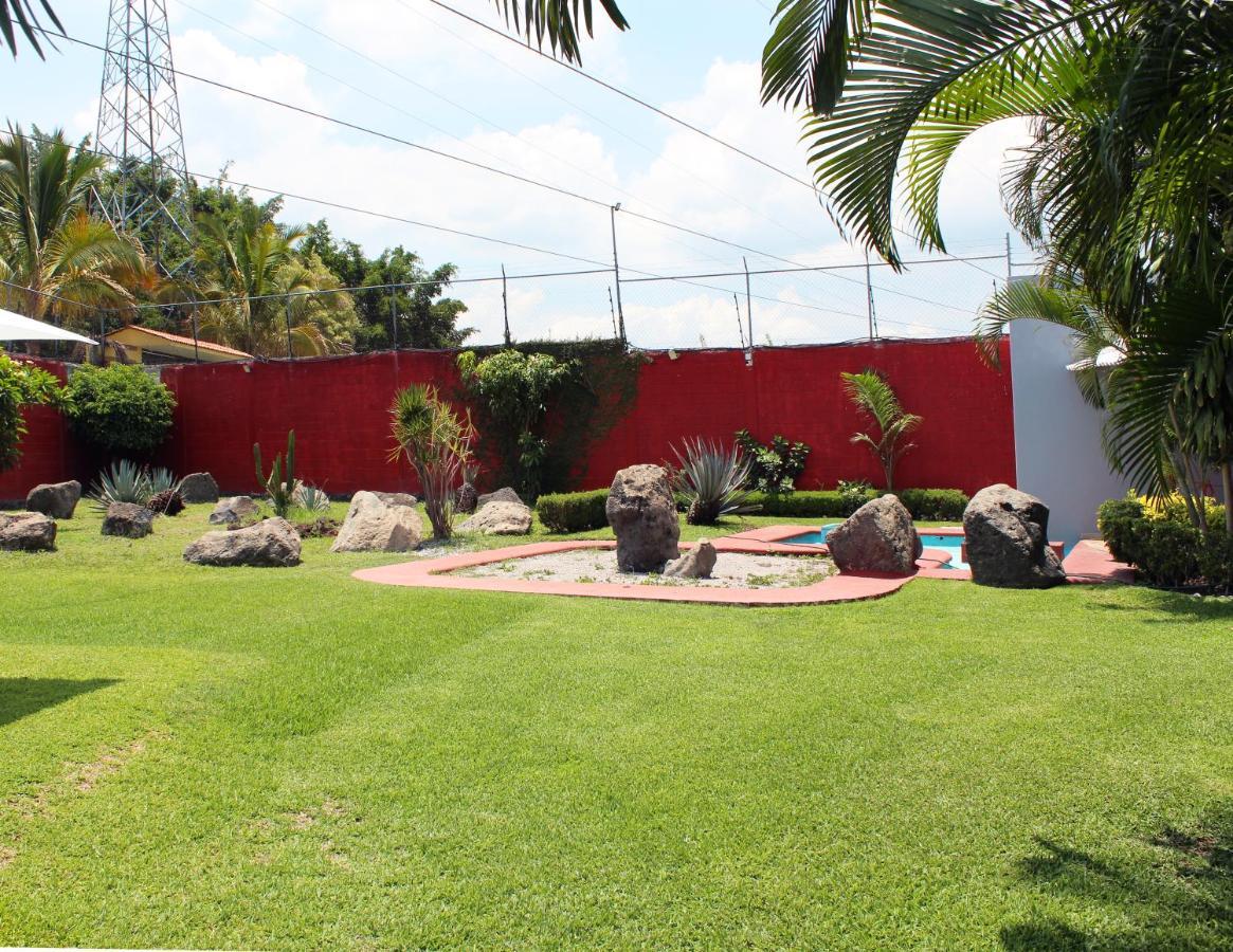 Preciosa Casa Palmera En Cuernavaca Con Alberca, Wifi, Tv Y Cocina Para Fin De Semana, Descanso, Vacaciones O Home Office Emiliano Zapata  Exteriör bild