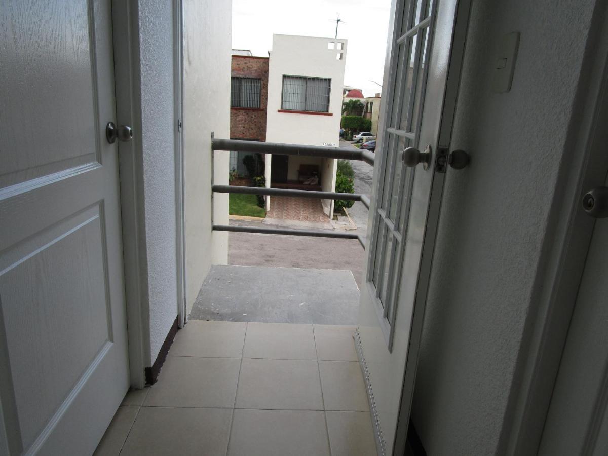 Preciosa Casa Palmera En Cuernavaca Con Alberca, Wifi, Tv Y Cocina Para Fin De Semana, Descanso, Vacaciones O Home Office Emiliano Zapata  Exteriör bild